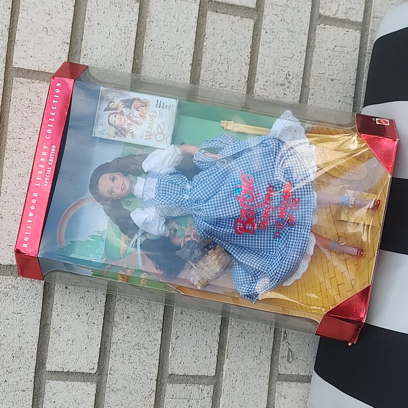 DorothyBarbie Doll1994